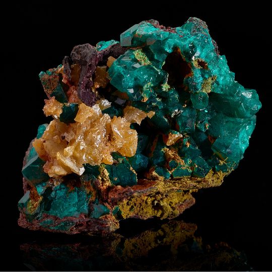Exploring the Beauty of Nature: A Guide to Collecting Mineral Specimens