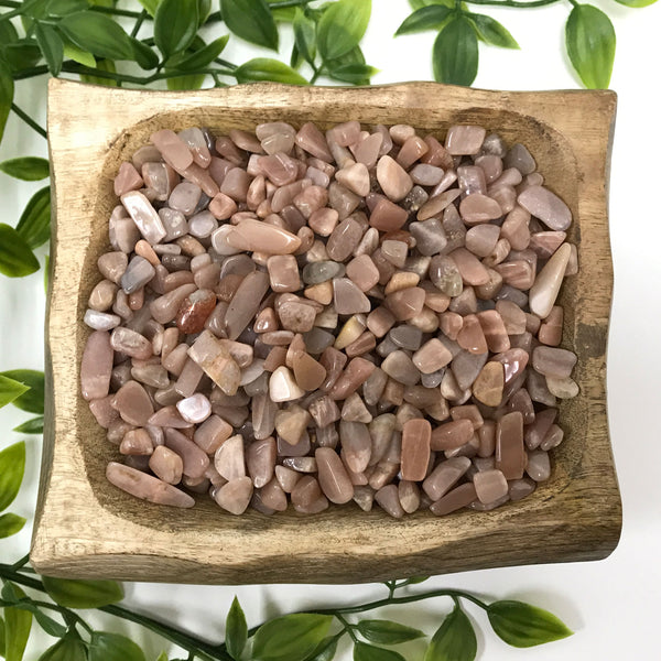 Sunstone Tumbled Chips Wholesale - Gem Avenue