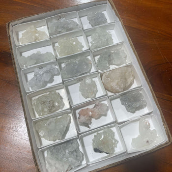 18-Piece Apophyllite & Stilbite Raw Crystals Mineral Specimen Flat