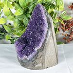 Amethyst Gemstone Geode - RGD914