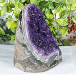 Amethyst Gemstone Geode - RGD914