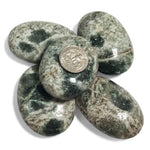 ONE Piece of Natural Serpentine Oval Palm Stone